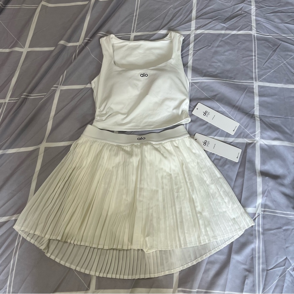 ALO Yoga White Sports Bra and Pleated Tennis Skirt Set